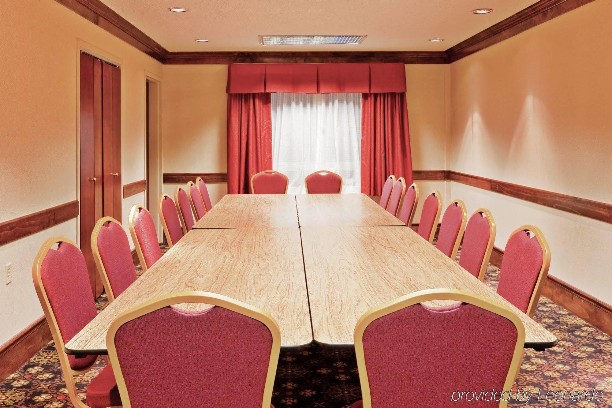 Best Western Plus Philadelphia-Choctaw Hotel And Suites Facilidades foto